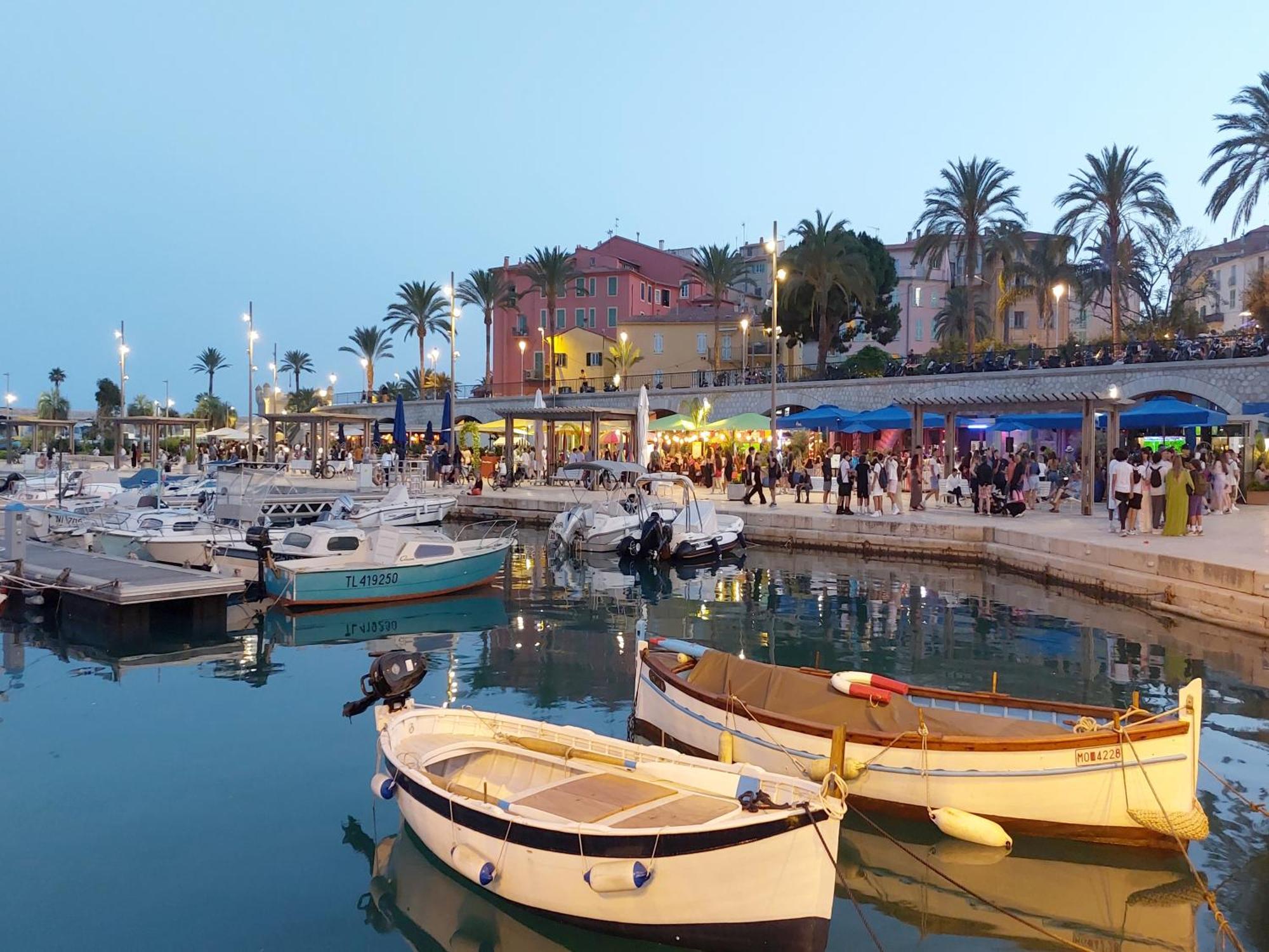 Menton, Centre Historique, Vue Mer Εξωτερικό φωτογραφία